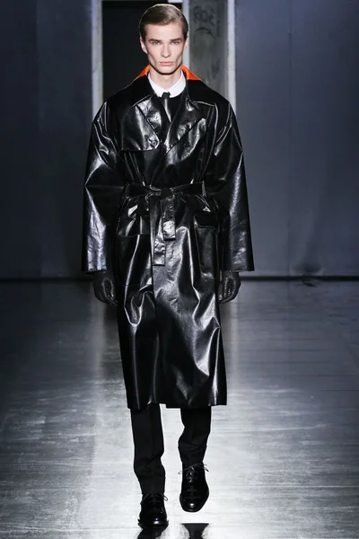 Look 33